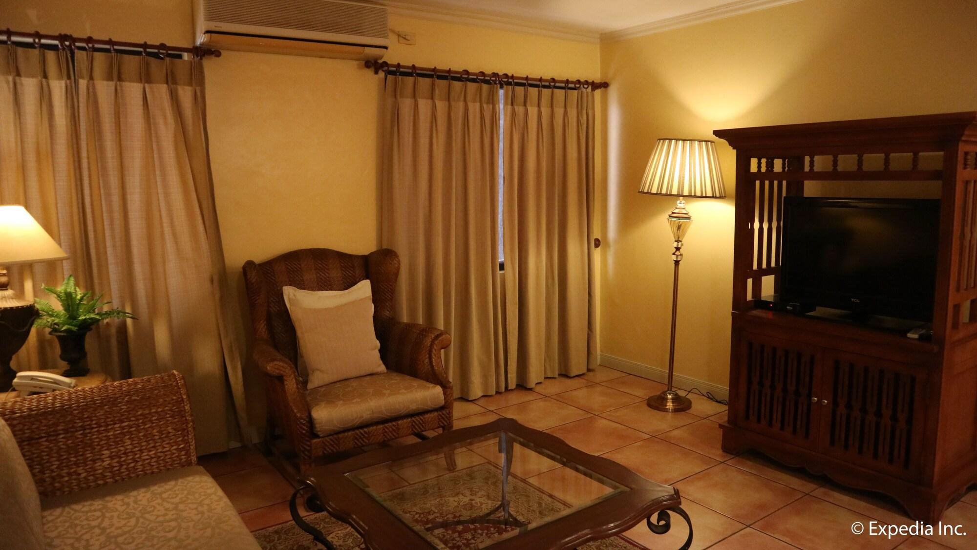 Sophia Suites Residence Hotel Cebu Extérieur photo