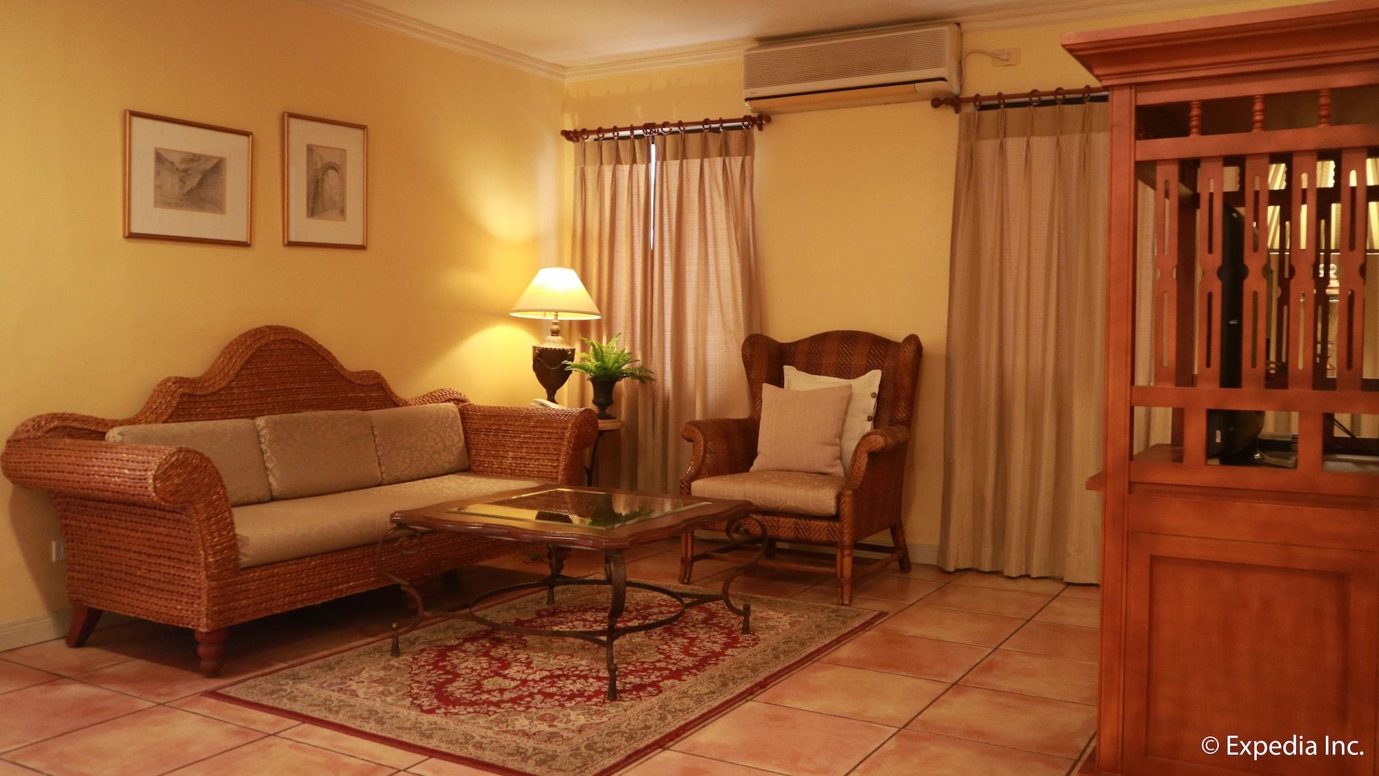 Sophia Suites Residence Hotel Cebu Extérieur photo