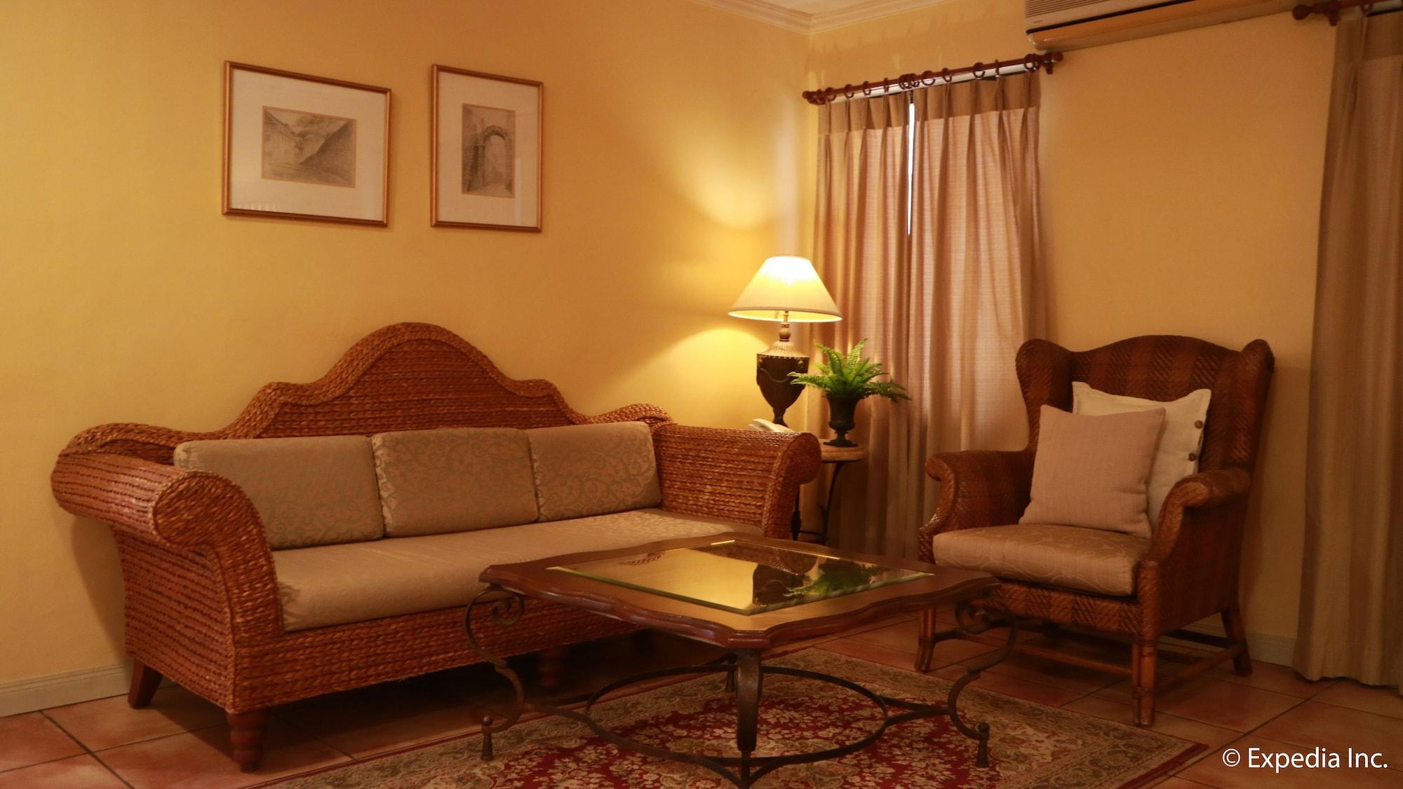 Sophia Suites Residence Hotel Cebu Extérieur photo